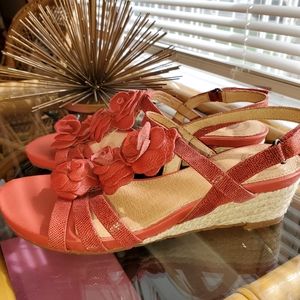 Nurture Red flower Espadrille Wedge sandal size 7